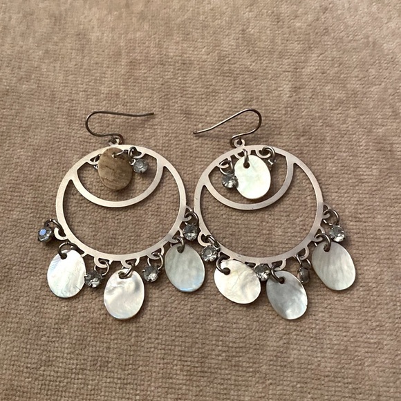 Y2K Gorgeous dream catcher styled earrings w/ rhinestones &  mother of pearl - Picture 2 of 4